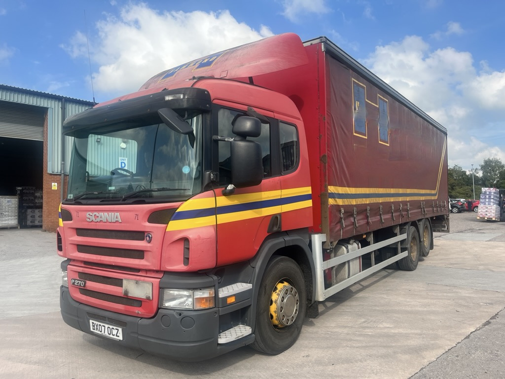 Scania P270 6x2 Curtain side. - شاحنة ستارة: صورة 1 Scania P270 6x2 Curtain side. - شاحنة ستارة: صورة 1