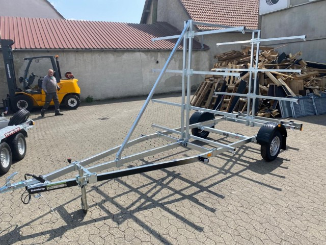 Brenderup Brenderup 160750UB CX Kanu / Kajak Anhänger, 750 kg 100 km/h, 4,8 m - مقطورة القارب: صورة 1 Brenderup Brenderup 160750UB CX Kanu / Kajak Anhänger, 750 kg 100 km/h, 4,8 m - مقطورة القارب: صورة 1