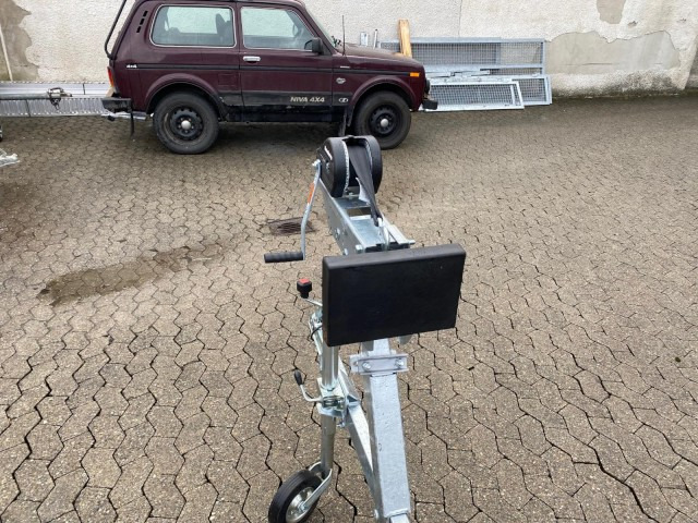 Brenderup Brenderup Premium Schlauchbootanhänger 150600UB RBX, 600 kg, 100 km/h, 4,6 m - مقطورة القارب: صورة 3 Brenderup Brenderup Premium Schlauchbootanhänger 150600UB RBX, 600 kg, 100 km/h, 4,6 m - مقطورة القارب: صورة 3