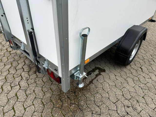 Brenderup Cargo Dynamic CD300BR1300 Rampe Kofferanhänger 1,3 to. 300x155x185cm - مقطورة صندوق مغلق: صورة 4 Brenderup Cargo Dynamic CD300BR1300 Rampe Kofferanhänger 1,3 to. 300x155x185cm - مقطورة صندوق مغلق: صورة 4