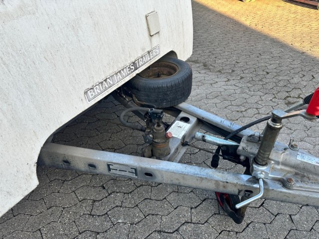 Brian James Race Shuttle 5500 x 2250 mm, 3,5 to. 3-achser - مقطورة شحن نقل السيارات: صورة 2 Brian James Race Shuttle 5500 x 2250 mm, 3,5 to. 3-achser - مقطورة شحن نقل السيارات: صورة 2