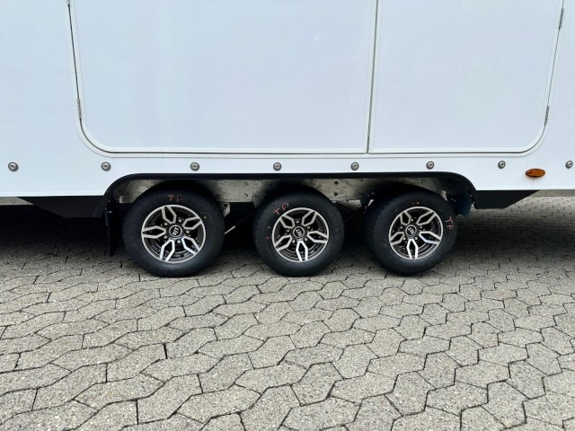 Brian James Race Transporter 7, RT7 397-6023-35-3-10-W, 6000 x 2300 mm, 3,5 to. - مقطورة شحن نقل السيارات: صورة 2 Brian James Race Transporter 7, RT7 397-6023-35-3-10-W, 6000 x 2300 mm, 3,5 to. - مقطورة شحن نقل السيارات: صورة 2