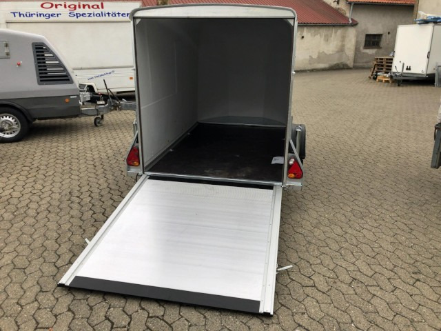 جديدة مقطورة صندوق مغلق Cheval Liberte Debon Cargo 2 Poly +​ Türe schwarz Aluräder 1300 kg, 100 km/h, 300x155x168cm: صورة 6