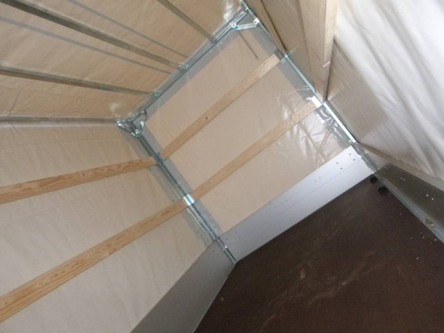 Hapert Azure H-2 Hochlader 3050 x 1600 x 300 mm, mit Plane 180 cm grau ZG 2,0 to. - مقطورة سيارة: صورة 5 Hapert Azure H-2 Hochlader 3050 x 1600 x 300 mm, mit Plane 180 cm grau ZG 2,0 to. - مقطورة سيارة: صورة 5