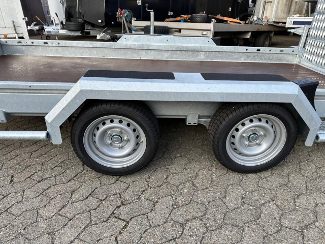 Hapert Indigo LF-2 4050 x 1790 x 200 mm, 3,5 to. - مقطورة سيارة: صورة 4 Hapert Indigo LF-2 4050 x 1790 x 200 mm, 3,5 to. - مقطورة سيارة: صورة 4