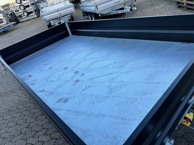 Humbaur 3-Seitenkipper HTK 3500.31 Alu Parabel , 3140 x 1750 x 350 mm, 3,5 to. - مقطورة قلاب: صورة 4 Humbaur 3-Seitenkipper HTK 3500.31 Alu Parabel , 3140 x 1750 x 350 mm, 3,5 to. - مقطورة قلاب: صورة 4