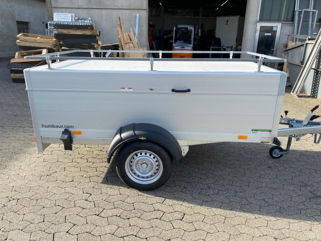 Humbaur HA 132513-5 mit Holz-Alu Deckel mit Reling 1300 kg, 2510 x 1310 x 500mm, 100 km/h - مقطورة سيارة: صورة 4 Humbaur HA 132513-5 mit Holz-Alu Deckel mit Reling 1300 kg, 2510 x 1310 x 500mm, 100 km/h - مقطورة سيارة: صورة 4