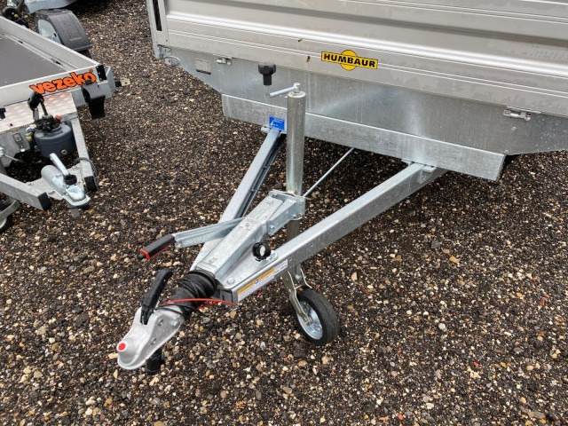 Humbaur HT 305221 GR Hochlader 3,0 to. 5220 x 2070 x 350 mm - مقطورة سيارة: صورة 2 Humbaur HT 305221 GR Hochlader 3,0 to. 5220 x 2070 x 350 mm - مقطورة سيارة: صورة 2