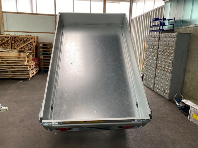 Humbaur HUK 152314 Heckkipper 1,5 t. 2300 x 1400 x 300mm E-Pumpe - مقطورة قلاب: صورة 4 Humbaur HUK 152314 Heckkipper 1,5 t. 2300 x 1400 x 300mm E-Pumpe - مقطورة قلاب: صورة 4