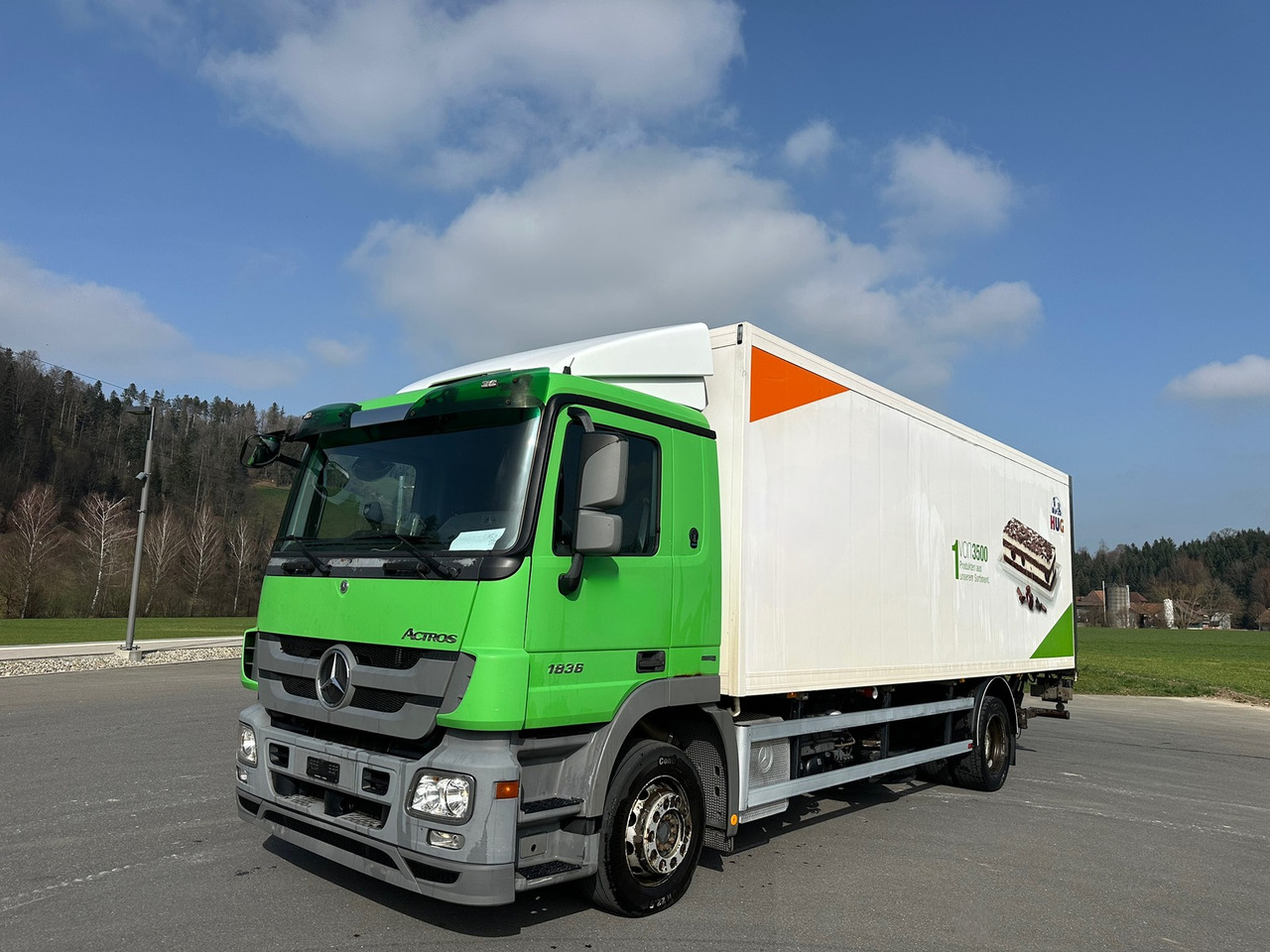 MERCEDES-BENZ Actros 18.36 Kühler Hebebühne - شاحنة الفريزر: صورة 1 MERCEDES-BENZ Actros 18.36 Kühler Hebebühne - شاحنة الفريزر: صورة 1