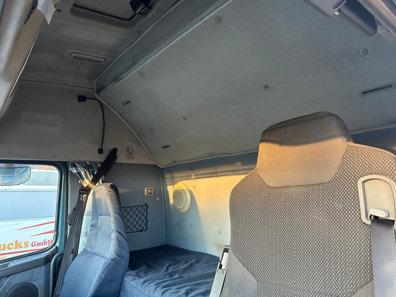 VOLVO FH 400 4x2 Kühler - شاحنة الفريزر: صورة 2 VOLVO FH 400 4x2 Kühler - شاحنة الفريزر: صورة 2