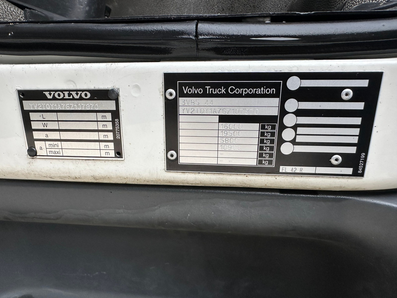 VOLVO FL 280 4x2 Hebebühne - شاحنة ستارة: صورة 4 VOLVO FL 280 4x2 Hebebühne - شاحنة ستارة: صورة 4