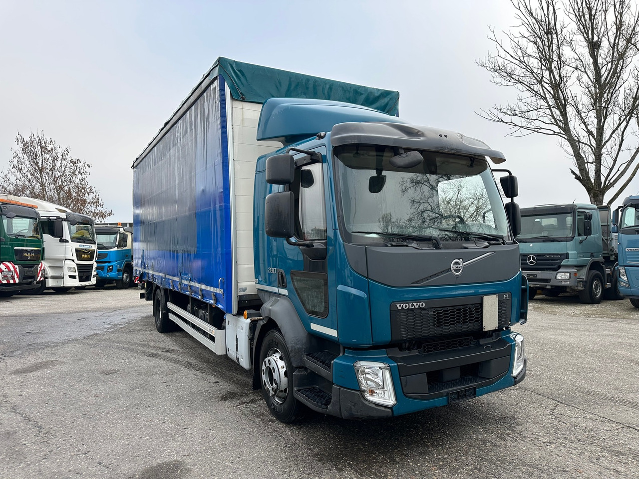 VOLVO FL 280 4x2 Hebebühne - شاحنة ستارة: صورة 5 VOLVO FL 280 4x2 Hebebühne - شاحنة ستارة: صورة 5
