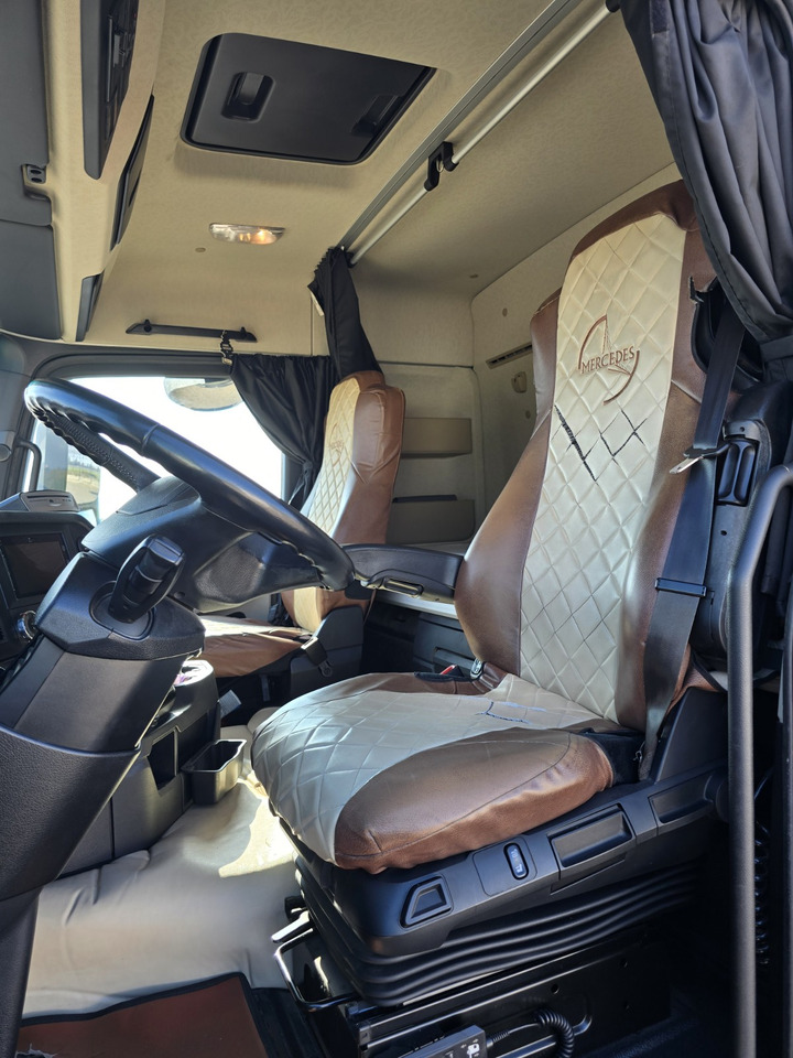 شاحنة نقل سيارات شاحنة MERCEDES-BENZ 2353: صورة 6