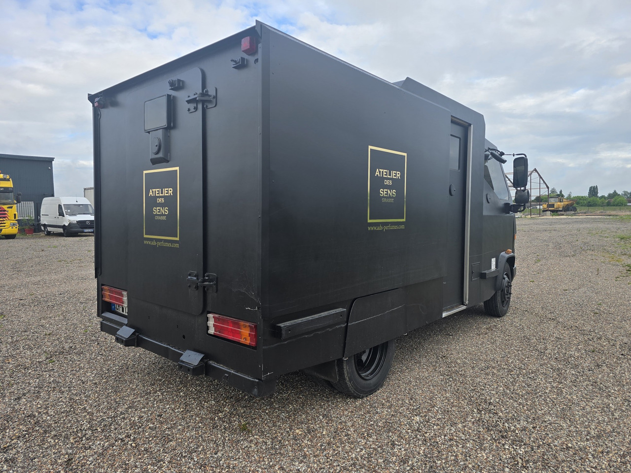 Mercedes Vario 816 - هاوي تجميع المركبات: صورة 4 Mercedes Vario 816 - هاوي تجميع المركبات: صورة 4