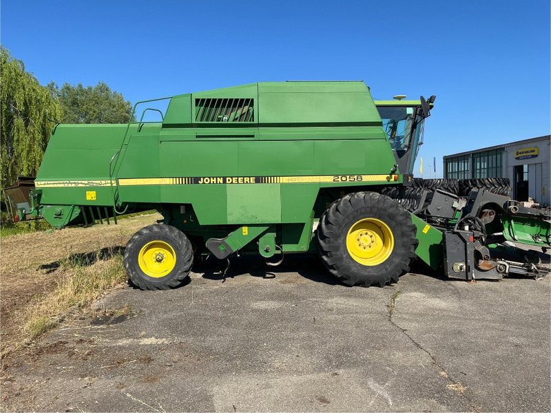 John Deere 2058 - حصادة موحَّدة: صورة 4 John Deere 2058 - حصادة موحَّدة: صورة 4