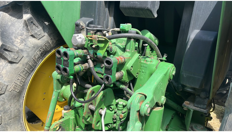 John Deere 6600 - جرار: صورة 4 John Deere 6600 - جرار: صورة 4