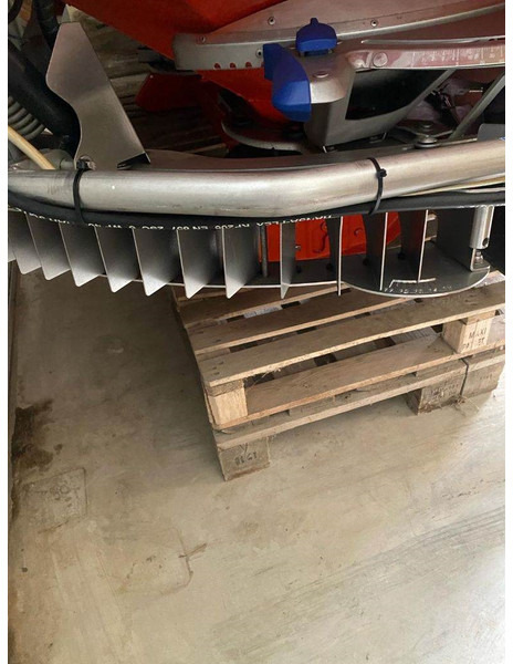 Kuhn Axis 40.1 W - آلة رش السماد: صورة 3 Kuhn Axis 40.1 W - آلة رش السماد: صورة 3