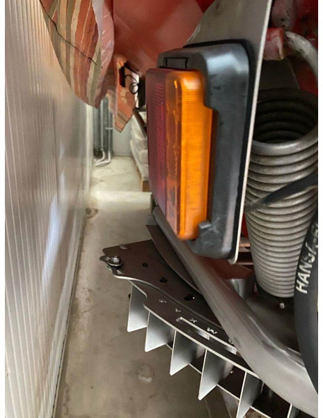 Kuhn Axis 40.1 W - آلة رش السماد: صورة 4 Kuhn Axis 40.1 W - آلة رش السماد: صورة 4