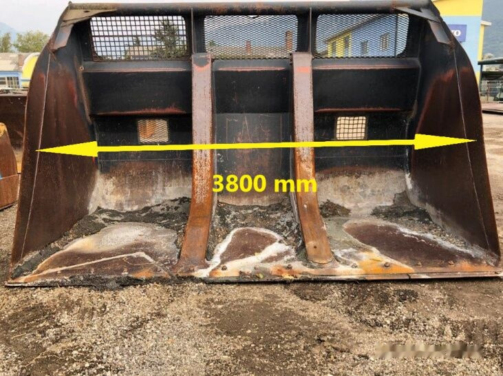 3800 mm Volvo - بكت شيول: صورة 1 3800 mm Volvo - بكت شيول: صورة 1