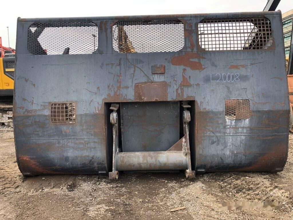 3800 mm Volvo - بكت شيول: صورة 5 3800 mm Volvo - بكت شيول: صورة 5