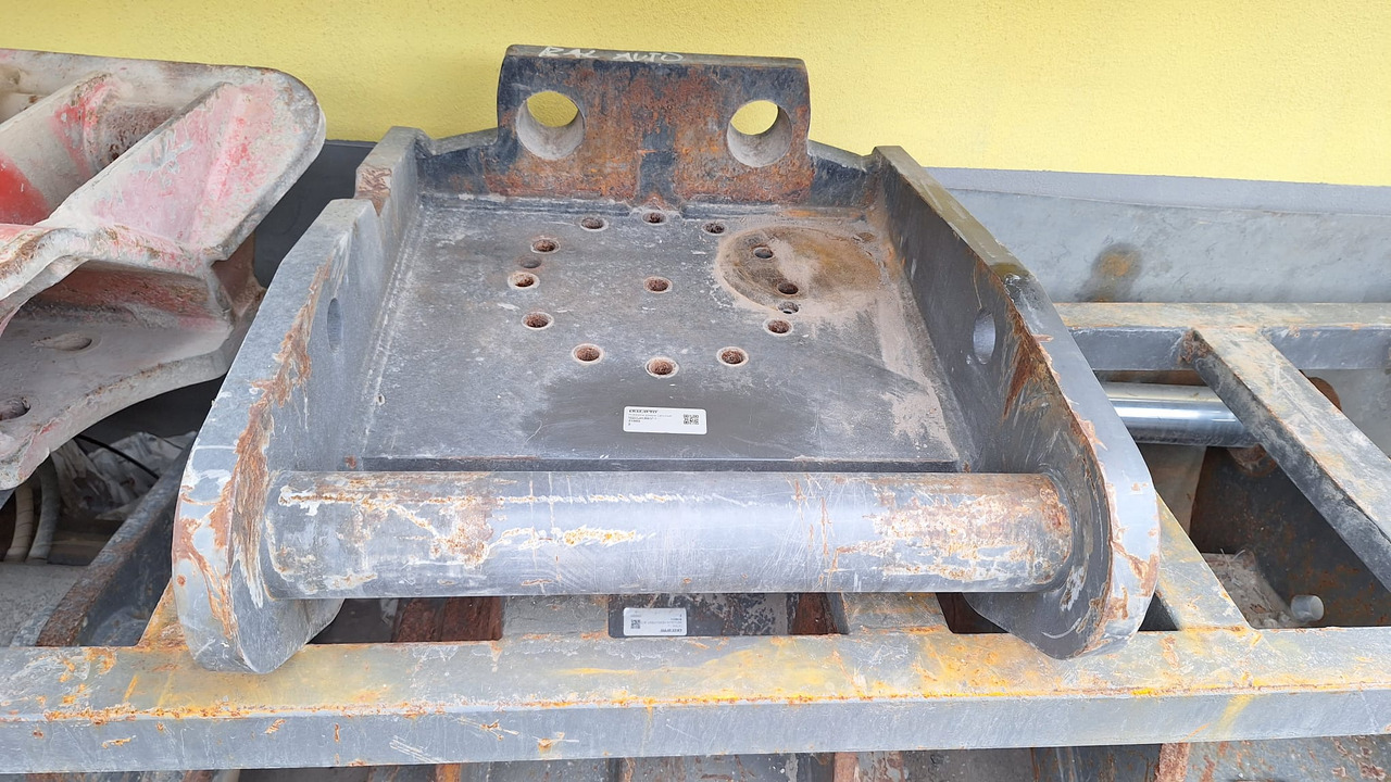 Attachment plate Lehnhoff MS21 - قارنة توصيل هيدروليكي - حفارة: صورة 1 Attachment plate Lehnhoff MS21 - قارنة توصيل هيدروليكي - حفارة: صورة 1