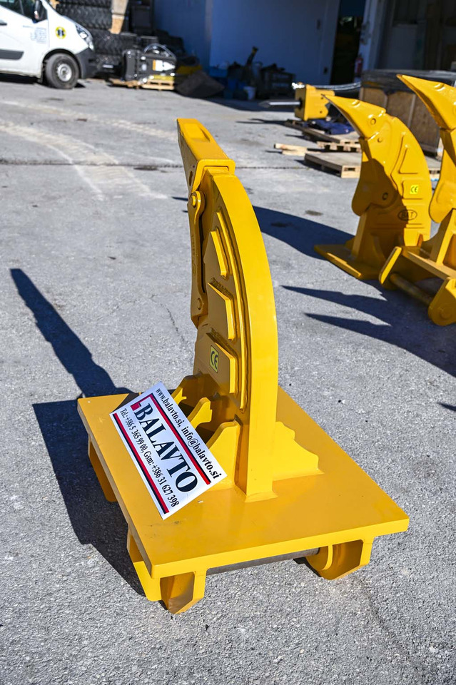 BAT BR10 - ريبر - حفارة: صورة 1 BAT BR10 - ريبر - حفارة: صورة 1