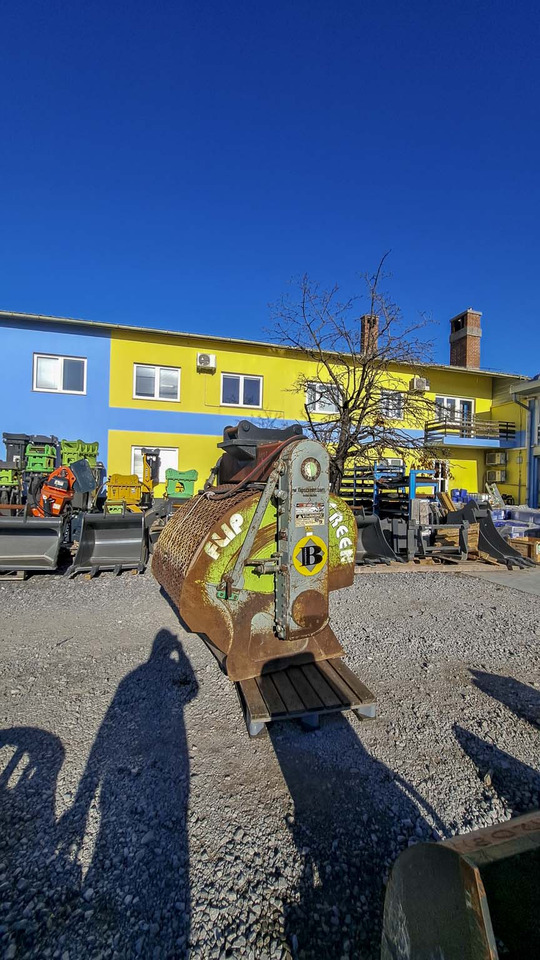 Flip Screen screening bucket E50 1200 mm S60 for 12-18 ton excavators - فرز دلو - حفارة: صورة 4 Flip Screen screening bucket E50 1200 mm S60 for 12-18 ton excavators - فرز دلو - حفارة: صورة 4