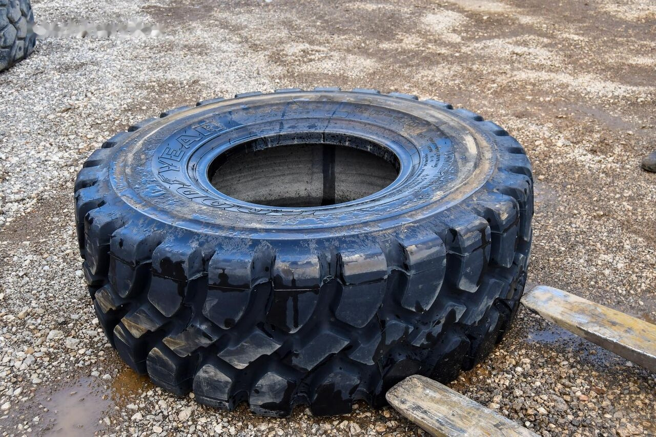 Goodyear 20.5R25 - عجلات: صورة 3 Goodyear 20.5R25 - عجلات: صورة 3