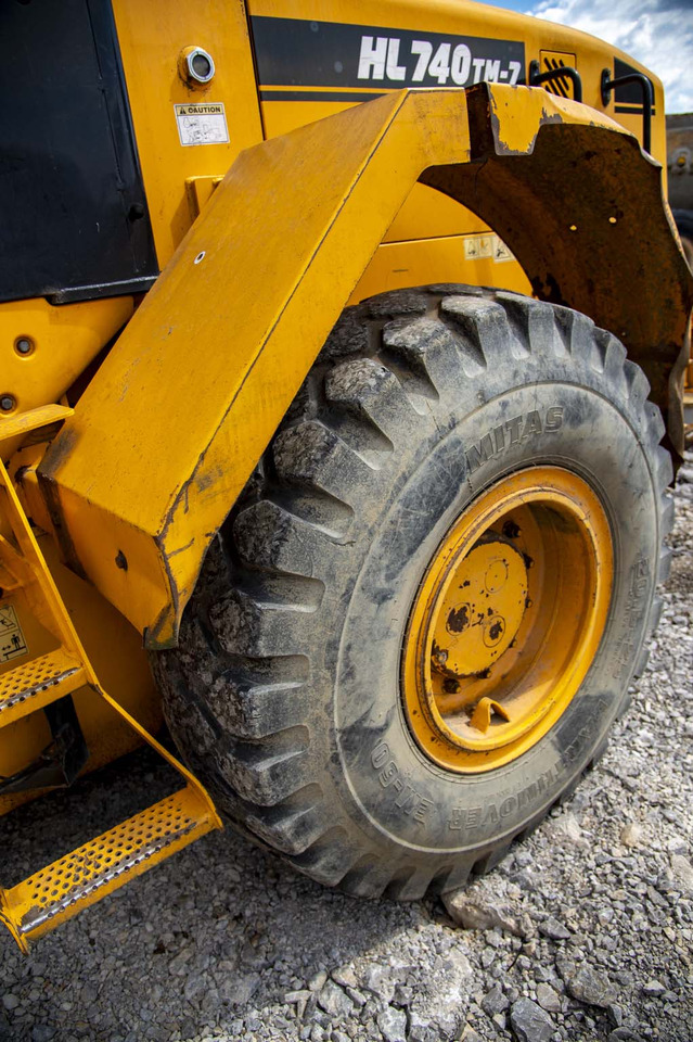 اللودر بعجل HYUNDAI HL740TM-7 for parts: صورة 22