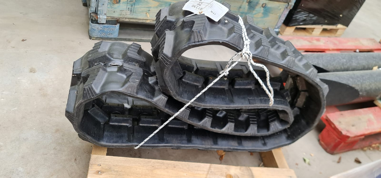 ITR 230x96x32 - مسارات - آلات البناء: صورة 3 ITR 230x96x32 - مسارات - آلات البناء: صورة 3