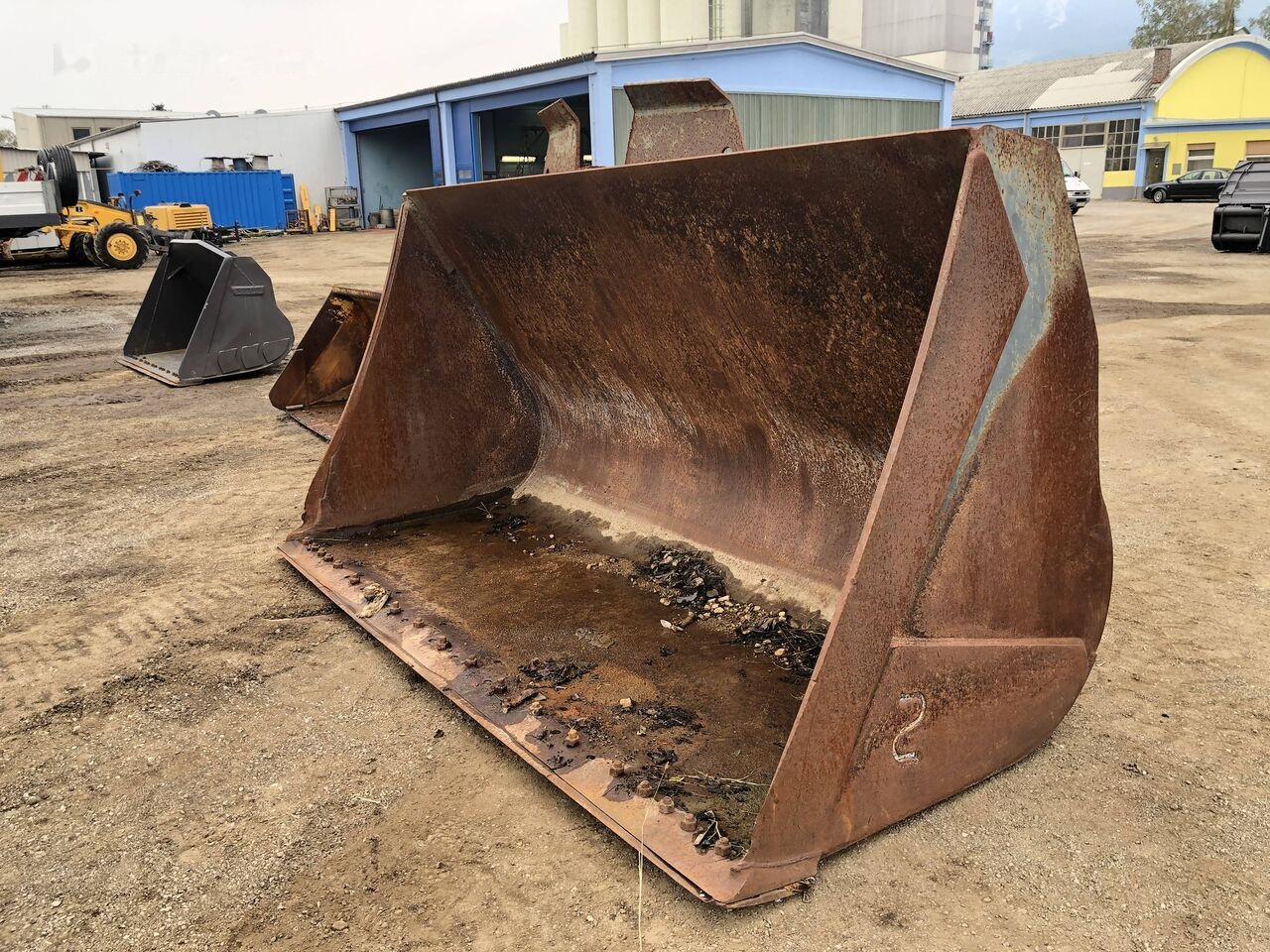 Loader bucket 3400 mm Volvo - بكت شيول: صورة 2 Loader bucket 3400 mm Volvo - بكت شيول: صورة 2