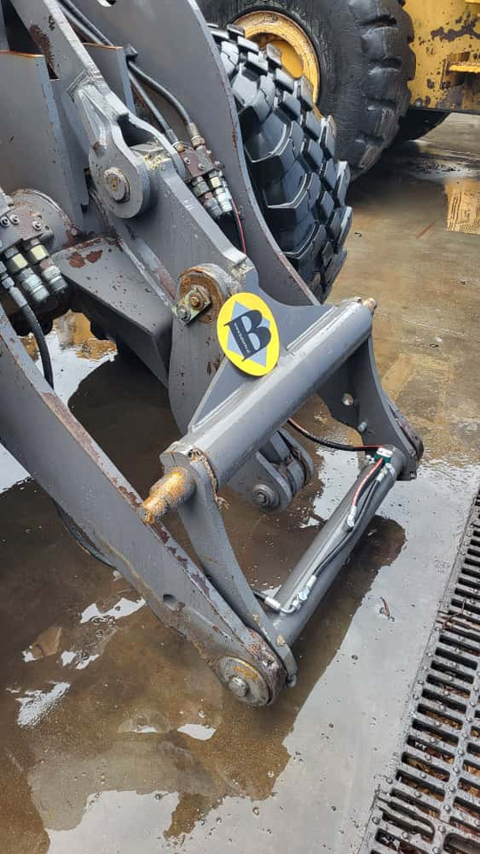 Quick coupler 2813127 for Volvo L40, L40B, L45, L45B - قارنة توصيل هيدروليكي - اللودر بعجل: صورة 3 Quick coupler 2813127 for Volvo L40, L40B, L45, L45B - قارنة توصيل هيدروليكي - اللودر بعجل: صورة 3