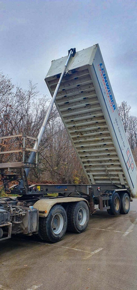Schmitz SKI 18-7.2 - قلابة نصف مقطورة نصف مقطورة قلابة: صورة 4 Schmitz SKI 18-7.2 - قلابة نصف مقطورة نصف مقطورة قلابة: صورة 4