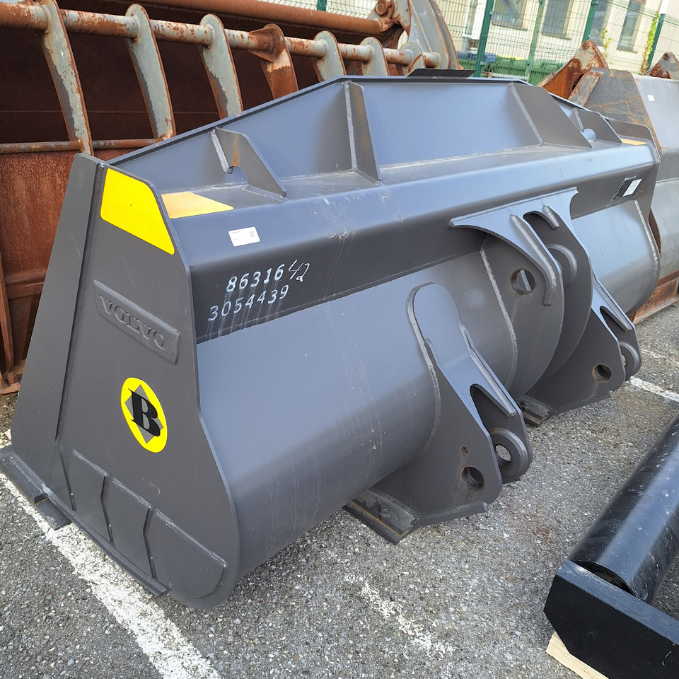 VOLVO 2880 mm for 18-22 ton wheel loaders - بكت شيول - آلات البناء: صورة 3 VOLVO 2880 mm for 18-22 ton wheel loaders - بكت شيول - آلات البناء: صورة 3