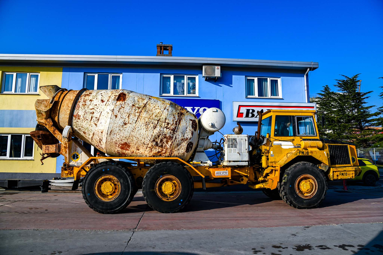 شاحنة خلاطة خرسانة VOLVO A25C 6X6: صورة 10 شاحنة خلاطة خرسانة VOLVO A25C 6X6: صورة 10