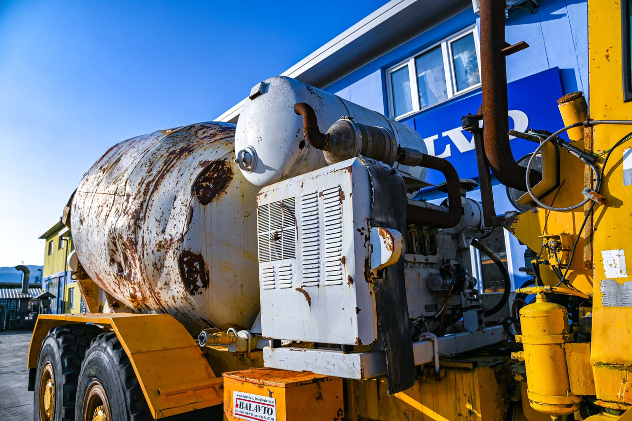 شاحنة خلاطة خرسانة VOLVO A25C 6X6: صورة 37 شاحنة خلاطة خرسانة VOLVO A25C 6X6: صورة 37