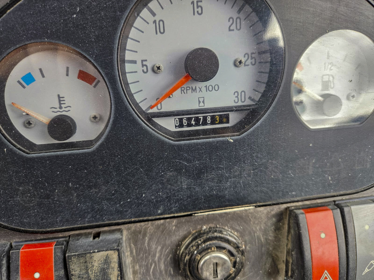 جرافة حفار VOLVO BL71: صورة 11 جرافة حفار VOLVO BL71: صورة 11