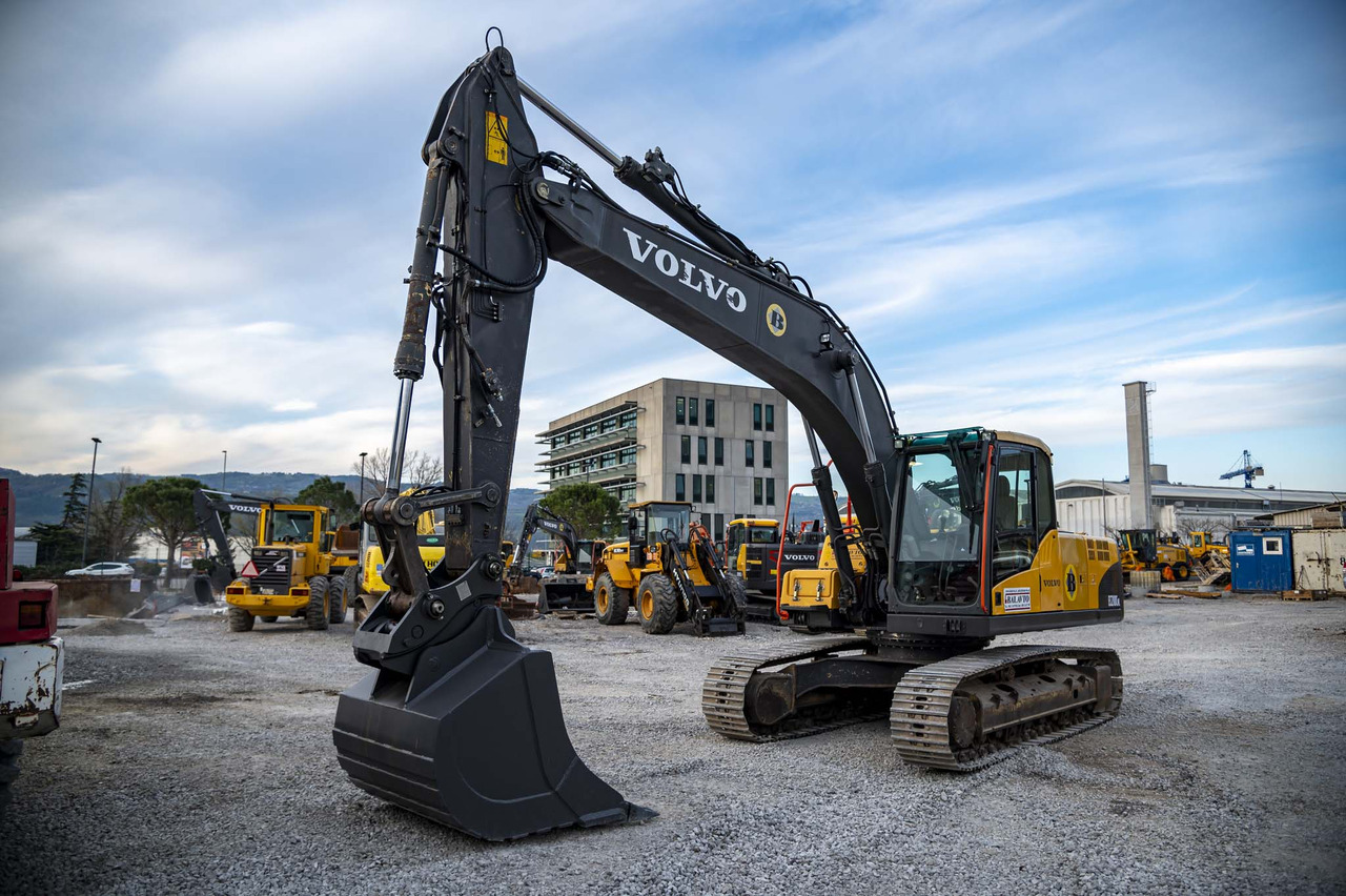 حفار زحاف VOLVO EC210CNL: صورة 11