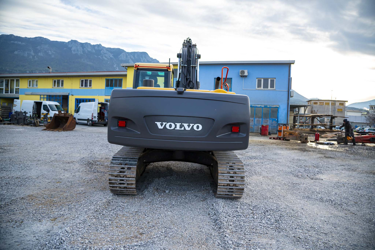 حفار زحاف VOLVO EC210CNL: صورة 6