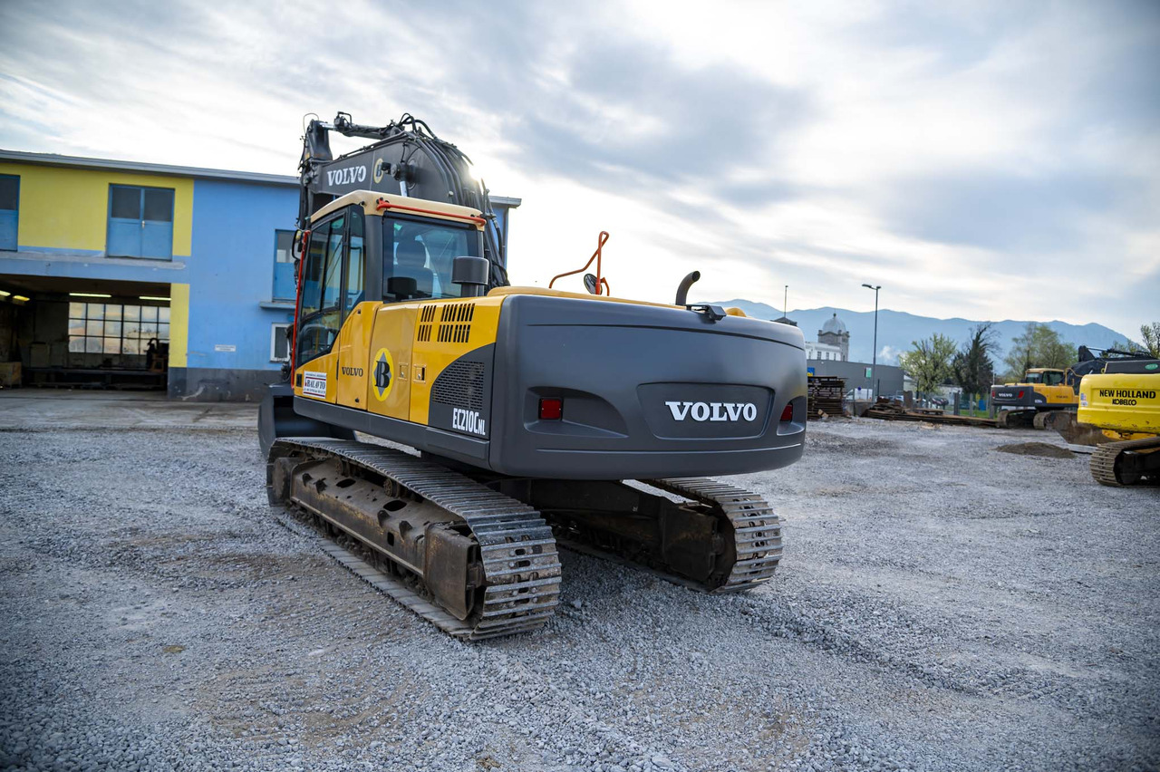 VOLVO EC210CNL - حفار زحاف: صورة 5 VOLVO EC210CNL - حفار زحاف: صورة 5