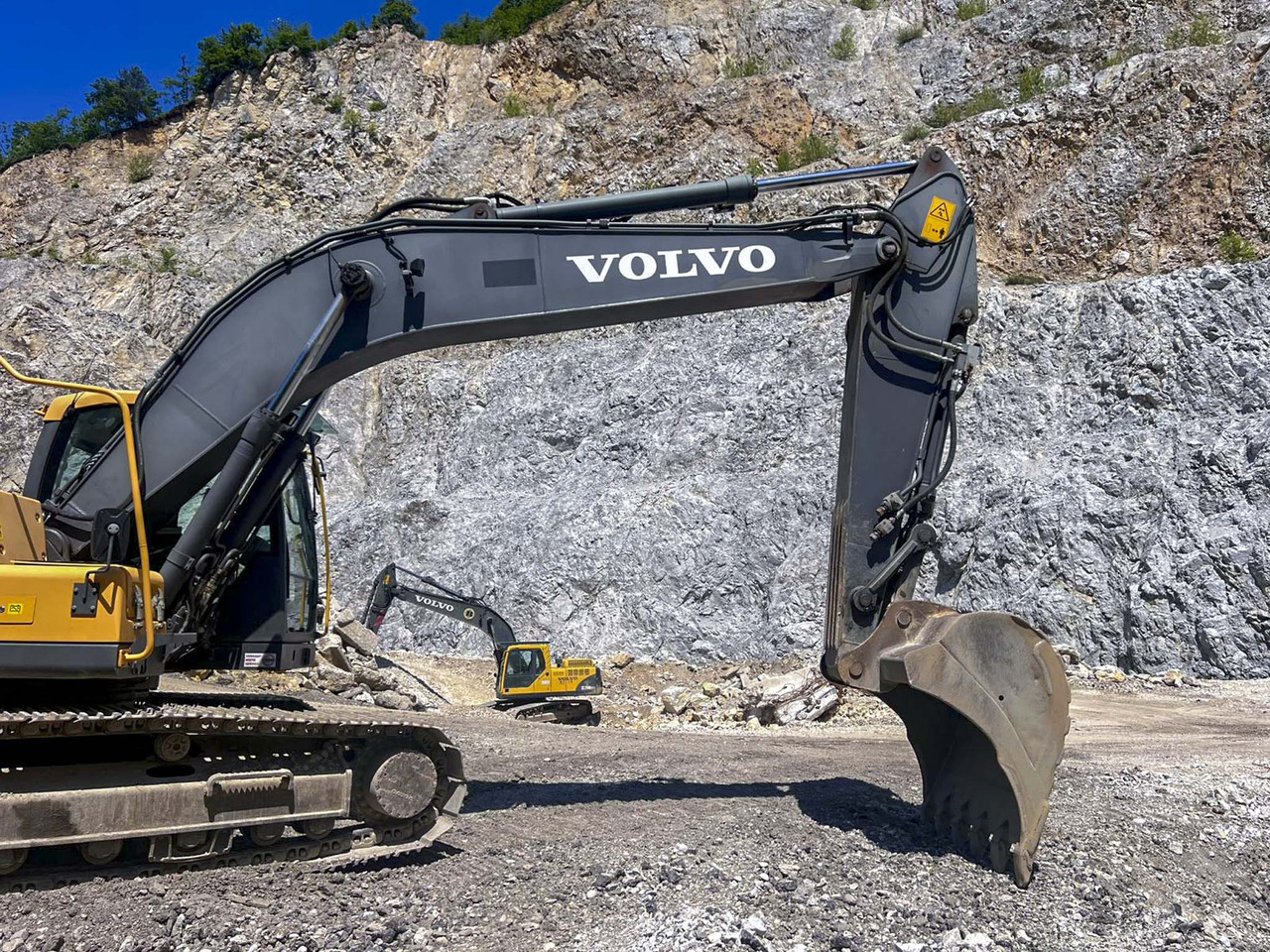 VOLVO EC220D - حفار زحاف: صورة 4 VOLVO EC220D - حفار زحاف: صورة 4