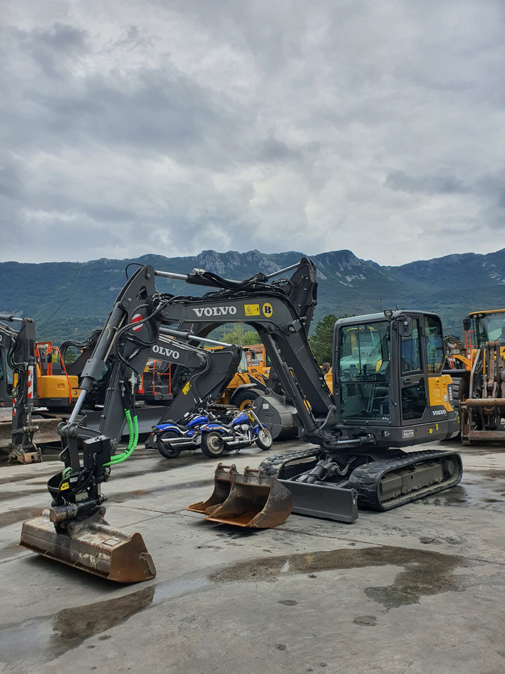 VOLVO EC60E - حفارة مُصَّغرة: صورة 1 VOLVO EC60E - حفارة مُصَّغرة: صورة 1