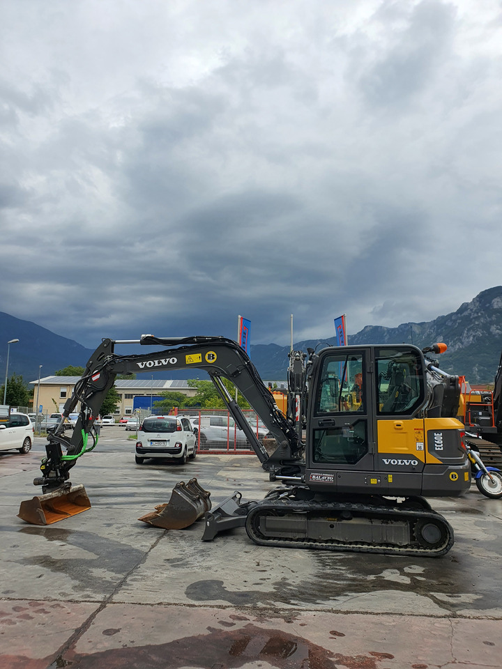 VOLVO EC60E - حفارة مُصَّغرة: صورة 2 VOLVO EC60E - حفارة مُصَّغرة: صورة 2
