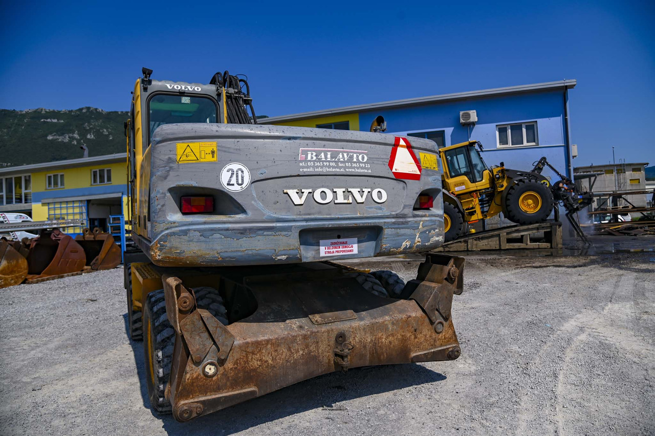 VOLVO EW180B - حفارة دولاب: صورة 5 VOLVO EW180B - حفارة دولاب: صورة 5