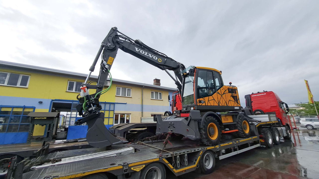 VOLVO EWR150E - حفارة دولاب: صورة 1 VOLVO EWR150E - حفارة دولاب: صورة 1