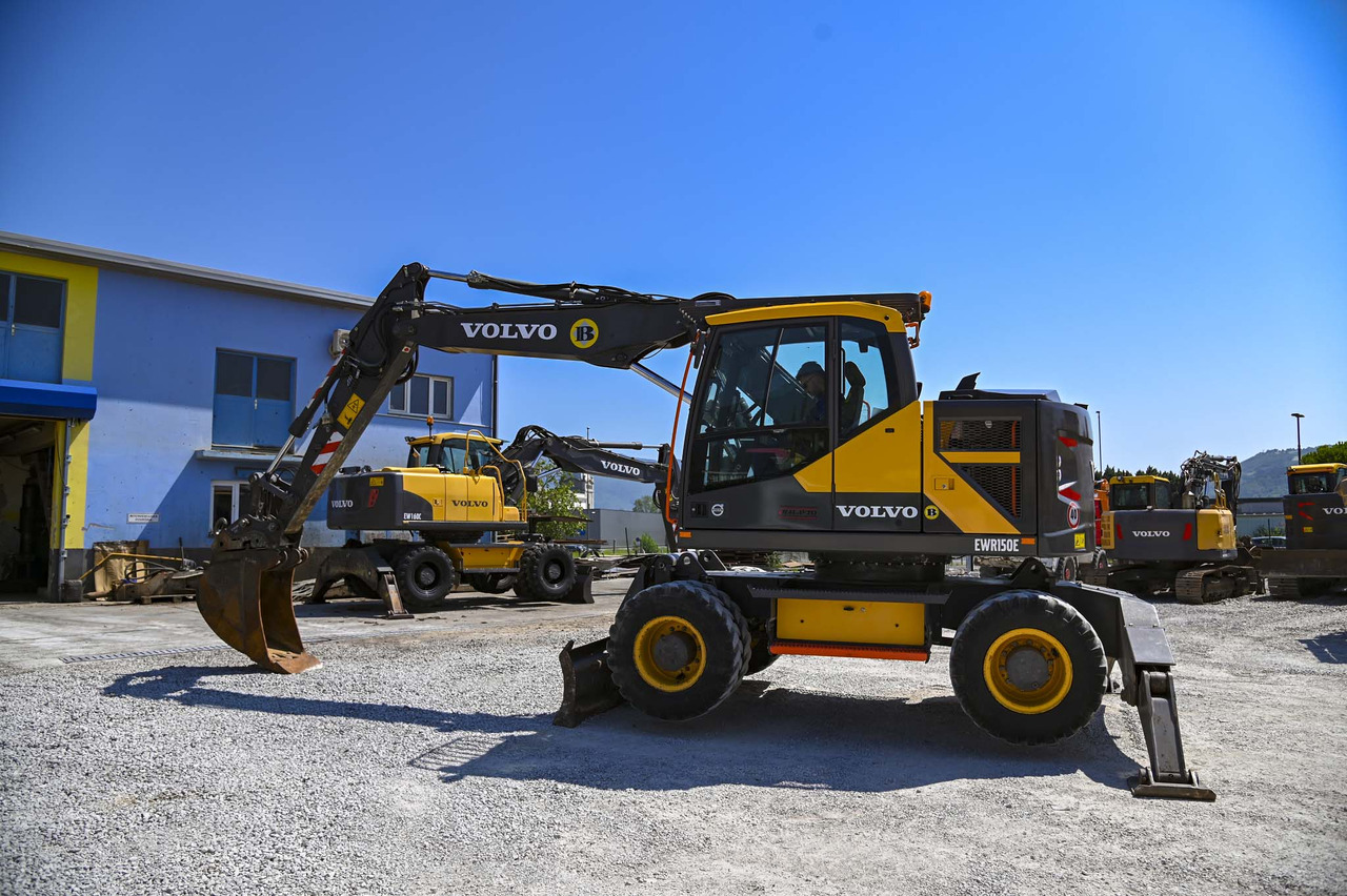 VOLVO EWR150E - حفارة دولاب: صورة 3 VOLVO EWR150E - حفارة دولاب: صورة 3