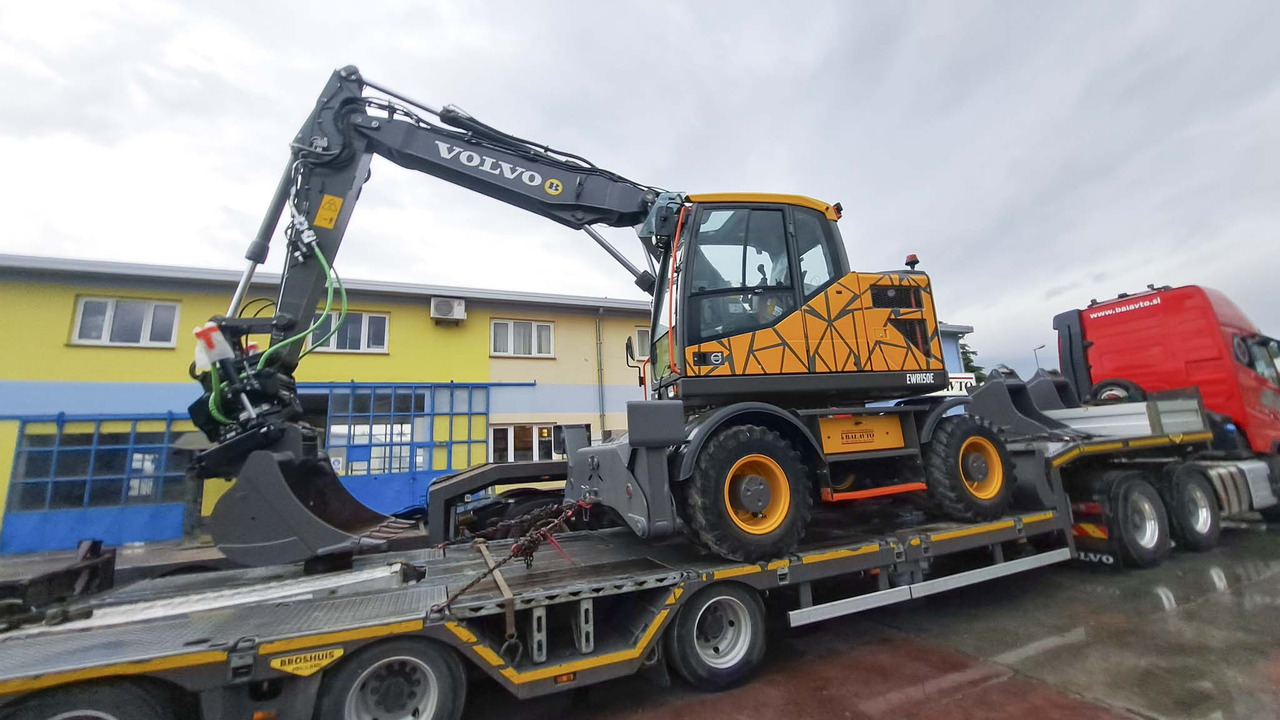 VOLVO EWR150E - حفارة دولاب: صورة 2 VOLVO EWR150E - حفارة دولاب: صورة 2