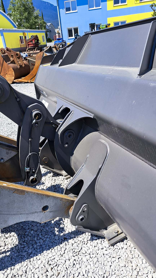 اللودر بعجل VOLVO L120H: صورة 16 اللودر بعجل VOLVO L120H: صورة 16