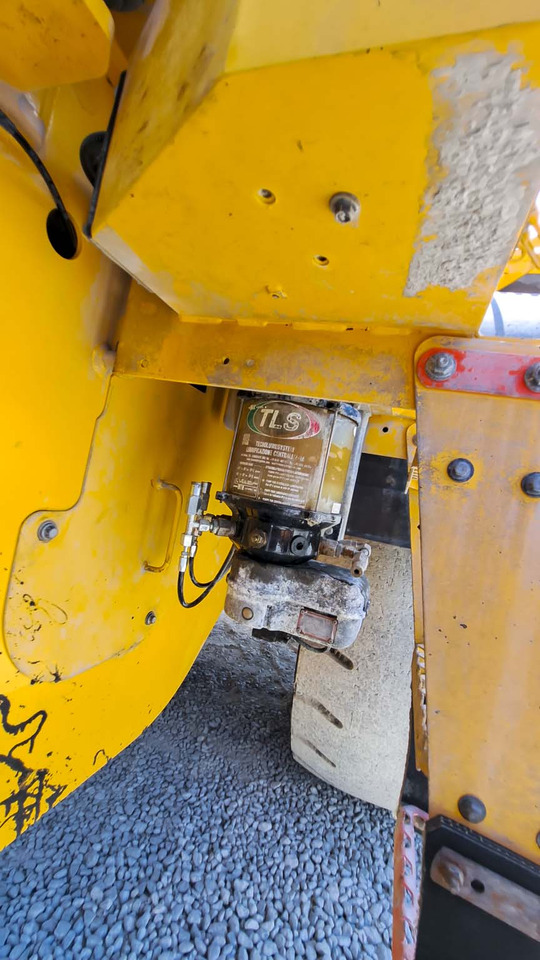 اللودر بعجل VOLVO L120H: صورة 38 اللودر بعجل VOLVO L120H: صورة 38